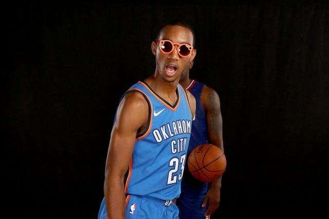 亚历山大38分雷霆力克国王 绿军险胜热火4连胜