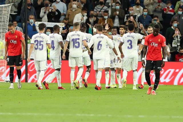 赵继伟26+10张镇麟21分辽宁胜深圳 贺希宁30分